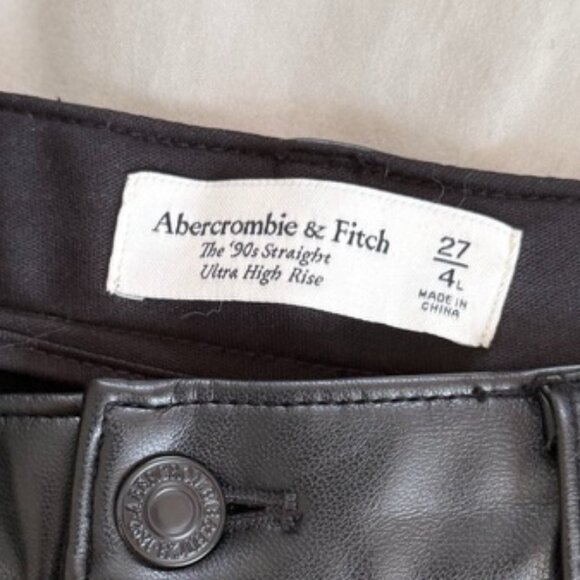 Vegan Leather 90s Straight Pant - Picture 6 of 8